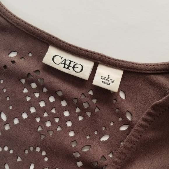 CATO Women's Open Front Eyelet Vest, Small - Picture 3 of 8